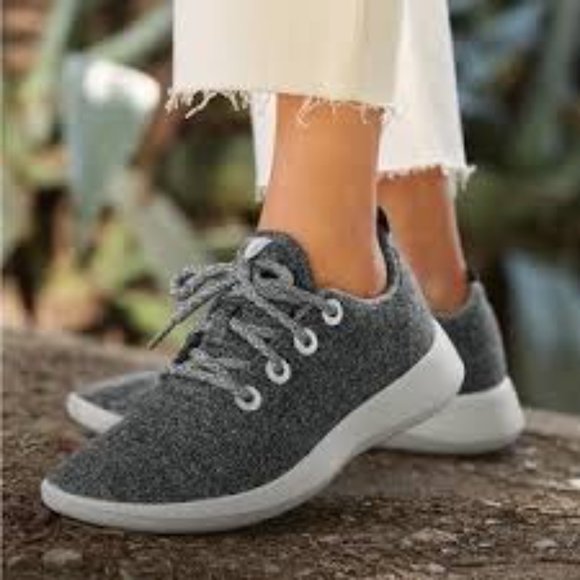 Allbirds Wool Runners in Natural Grey (Light Grey Sole)